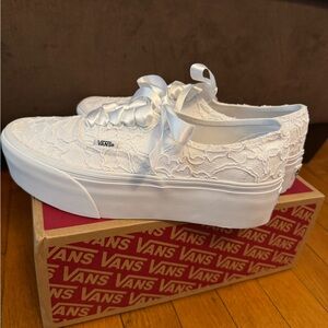 Wedding Bridal White Lace Platform Vans | Size 7.5 US Men, 9.0 US Women, 6.5 UK
